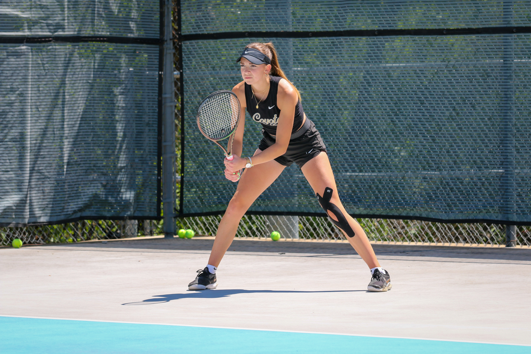 Vaillant follows tennis career to WC